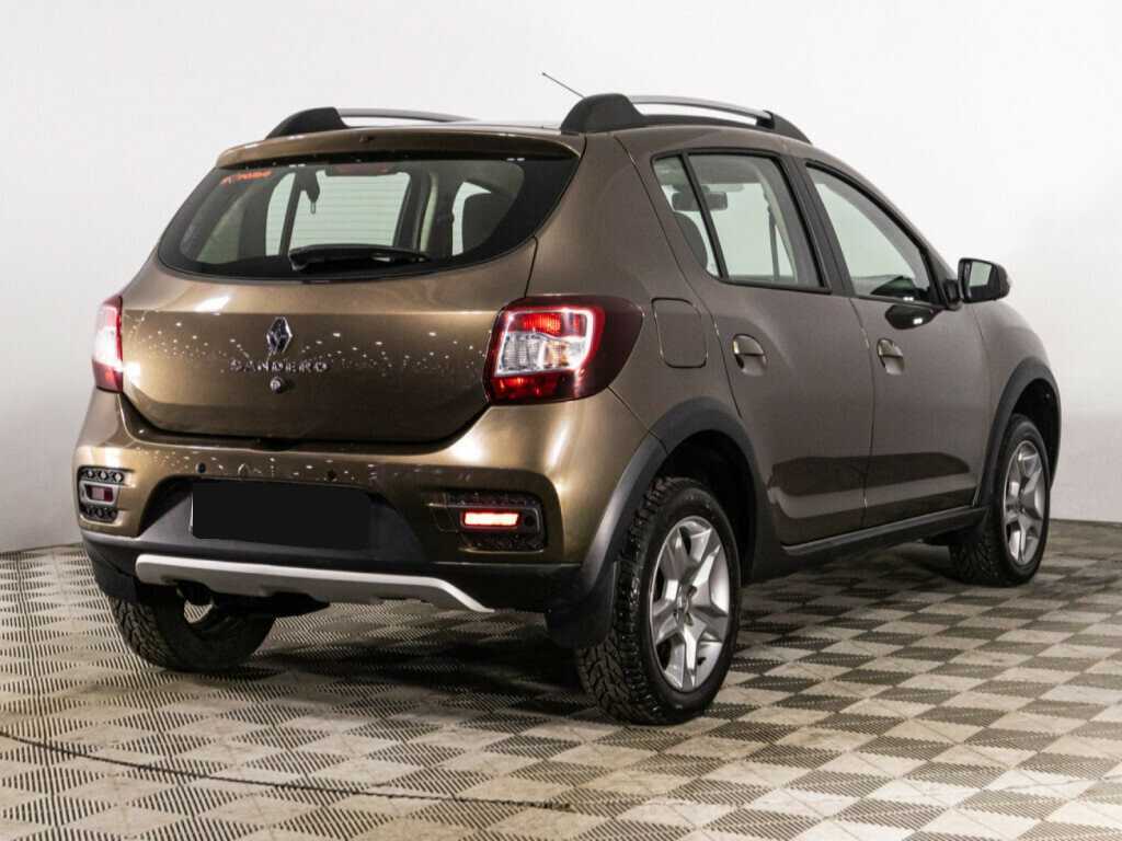 Купить Renault Sandero с пробегом. Фото: #4