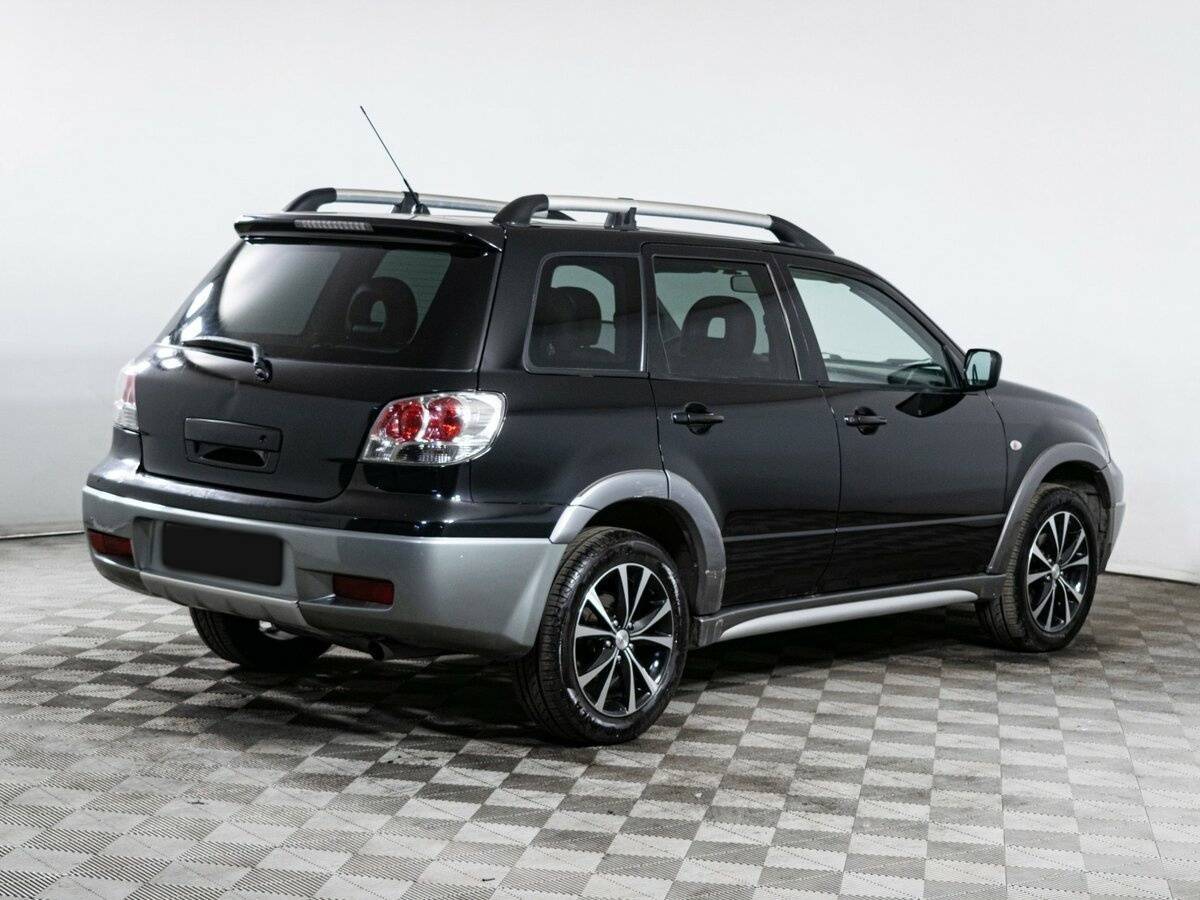 Купить Mitsubishi Outlander с пробегом. Фото: #3