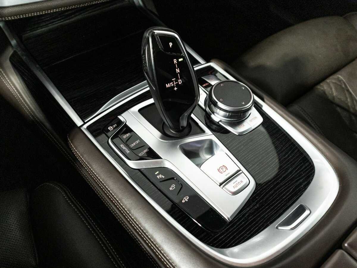 Купить BMW 7 серии с пробегом. Фото: #21