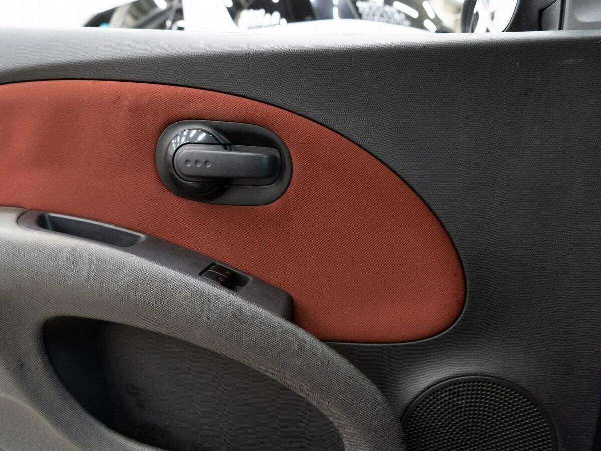 Купить Nissan Micra с пробегом. Фото: #11