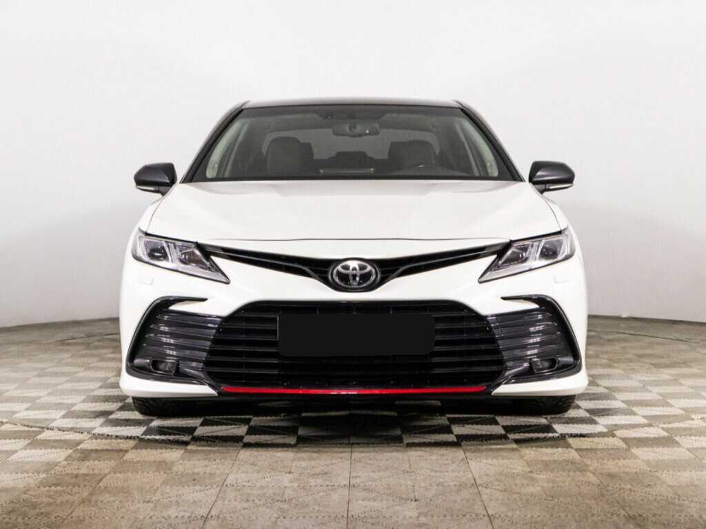 Купить Toyota Camry с пробегом. Фото: #1