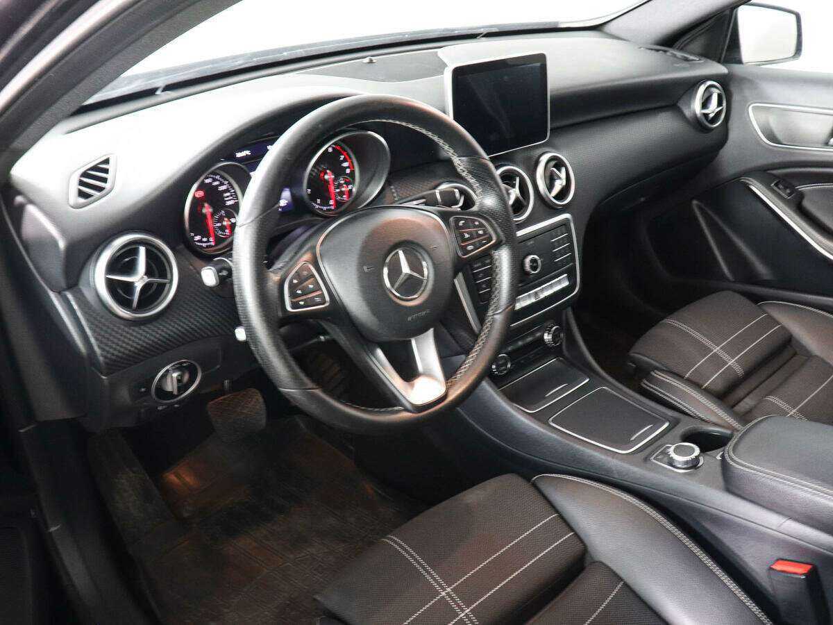 Купить Mercedes-Benz A-Класс с пробегом. Фото: #8