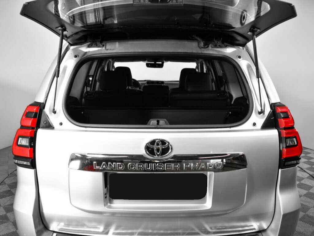 Купить Toyota Land Cruiser Prado с пробегом. Фото: #14
