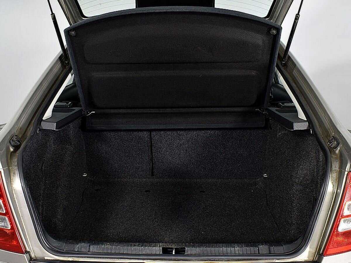 Купить Skoda Octavia с пробегом. Фото: #14