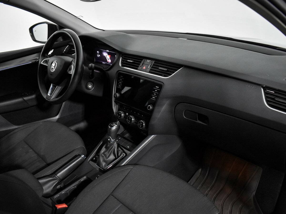 Купить Skoda Octavia с пробегом. Фото: #11