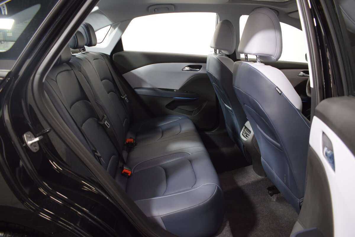 Купить Chevrolet Monza с пробегом. Фото: #17