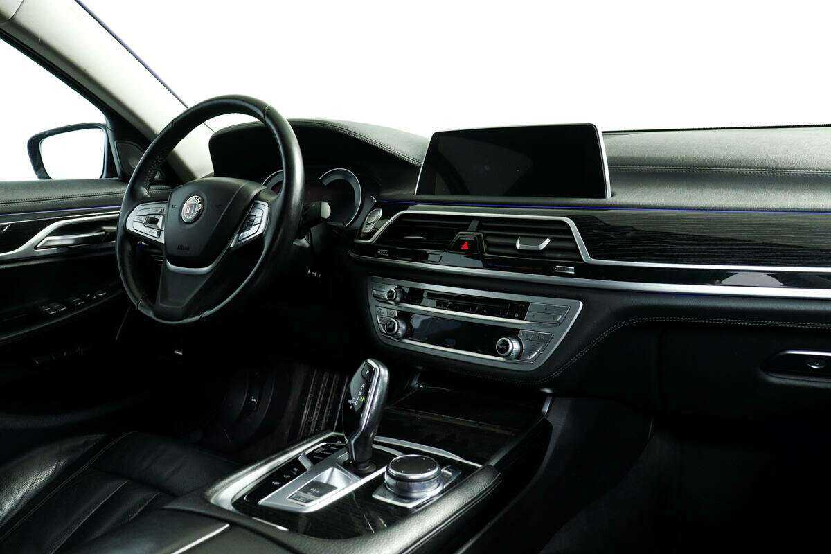 Купить BMW 7 серии с пробегом. Фото: #8