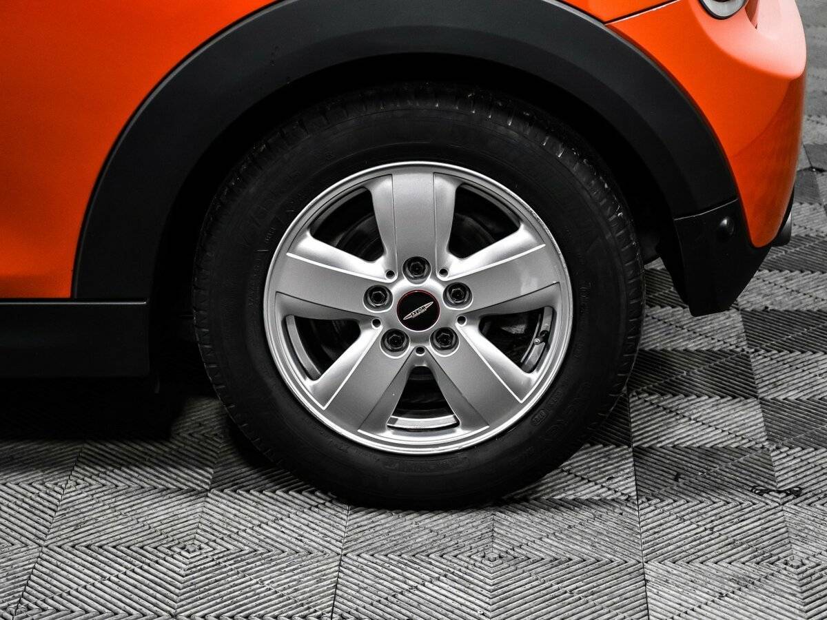 Купить Mini Hatch с пробегом. Фото: #13