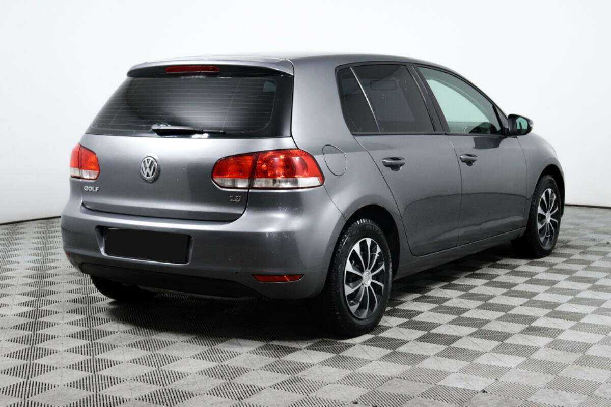 Купить Volkswagen Golf с пробегом. Фото: #3