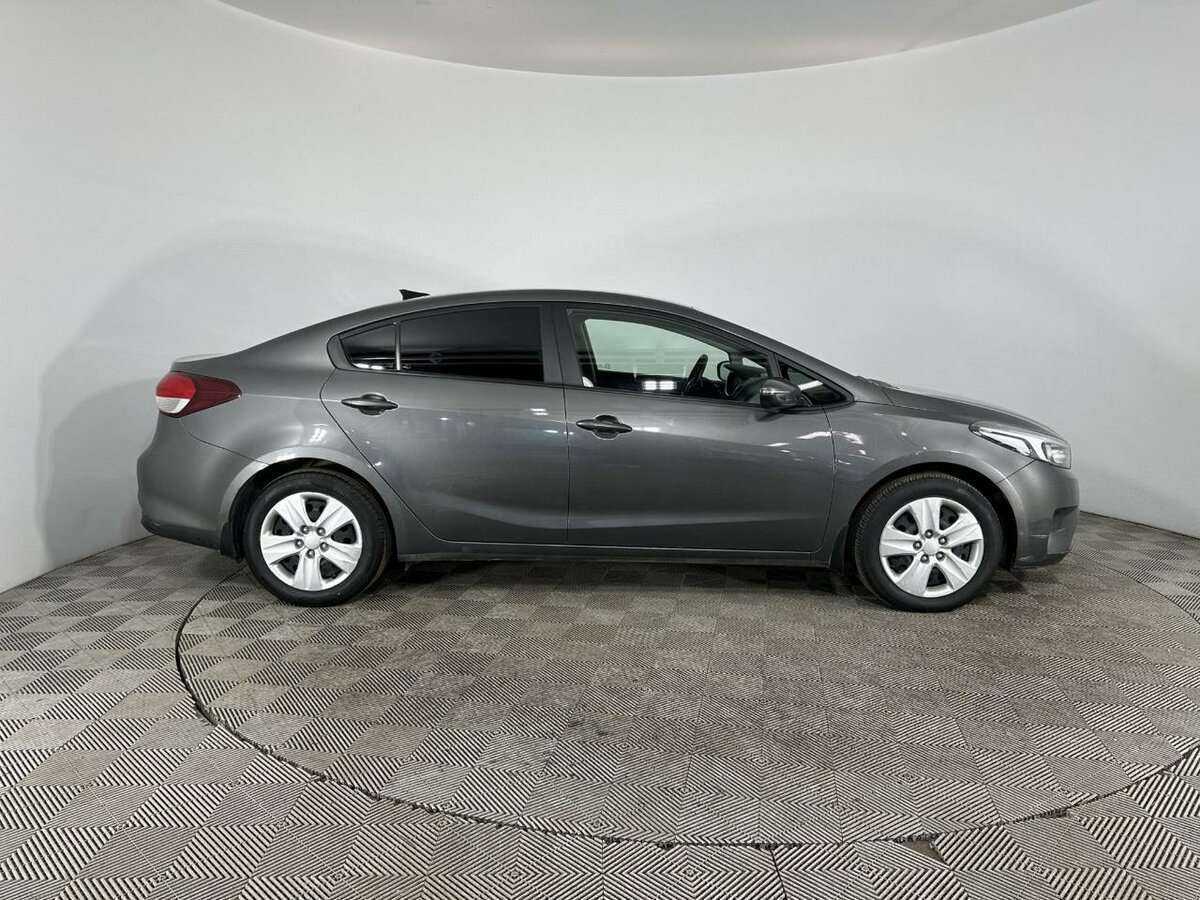 Купить Kia Cerato с пробегом. Фото: #3