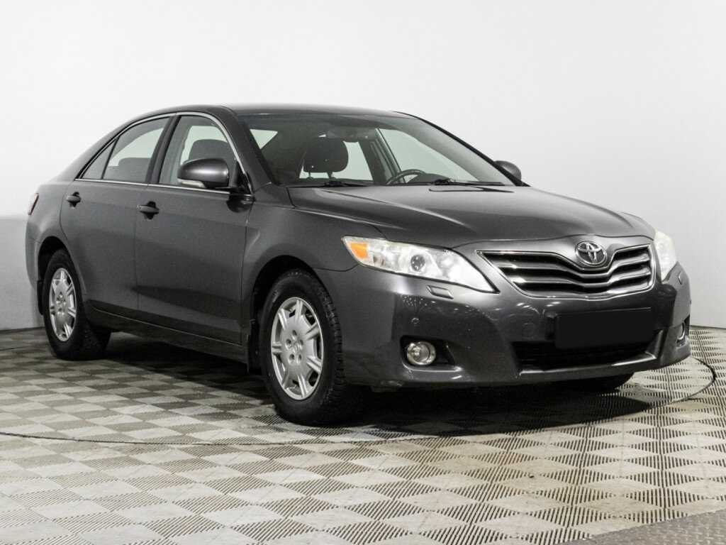 Купить Toyota Camry с пробегом. Фото: #2