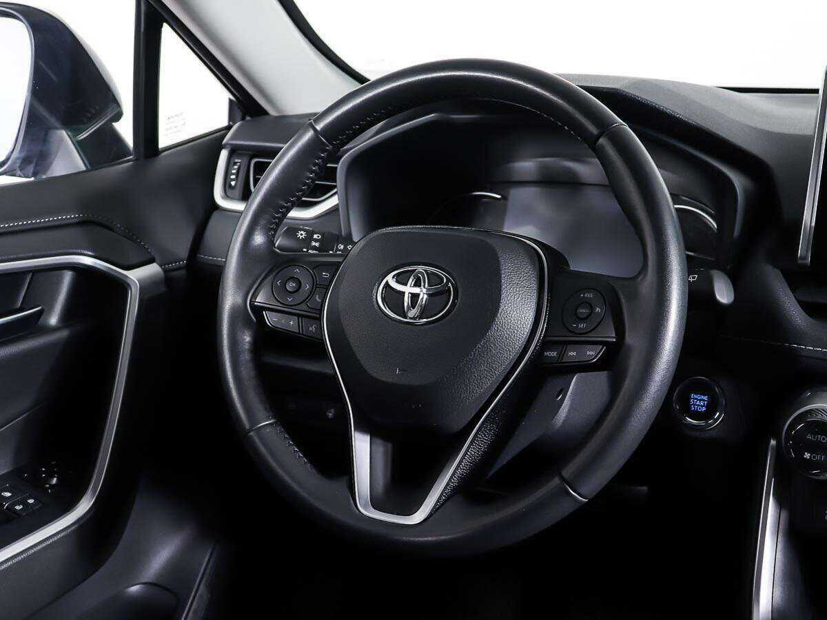Купить Toyota RAV4 с пробегом. Фото: #13