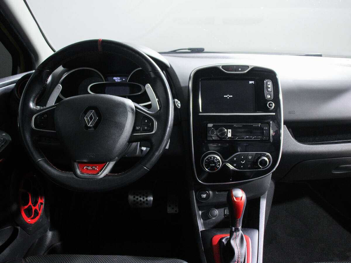 Купить Renault Clio RS с пробегом. Фото: #11