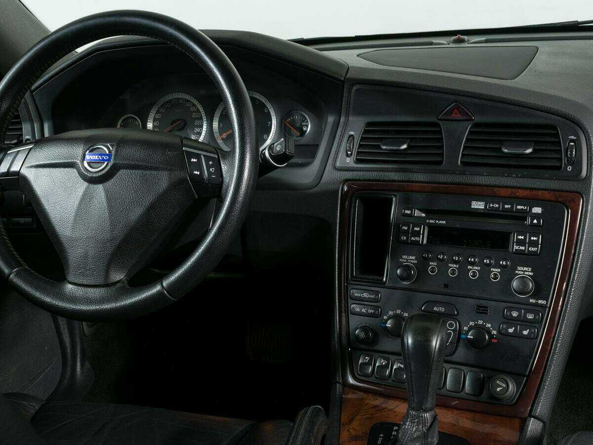 Купить Volvo S60 с пробегом. Фото: #8