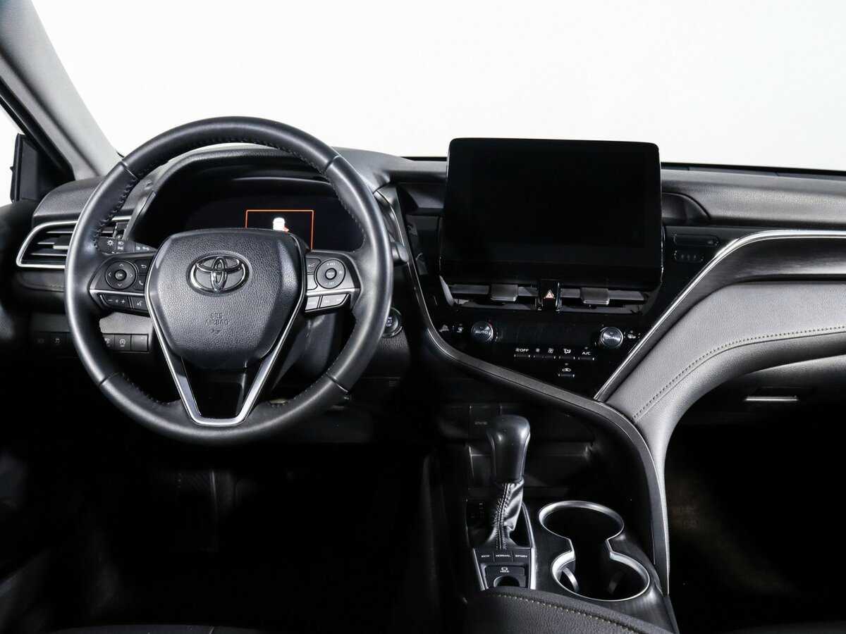 Купить Toyota Camry с пробегом. Фото: #11