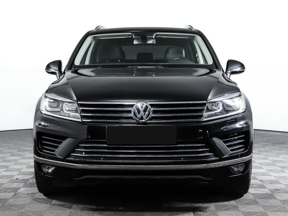 Купить Volkswagen Touareg с пробегом. Фото: #1