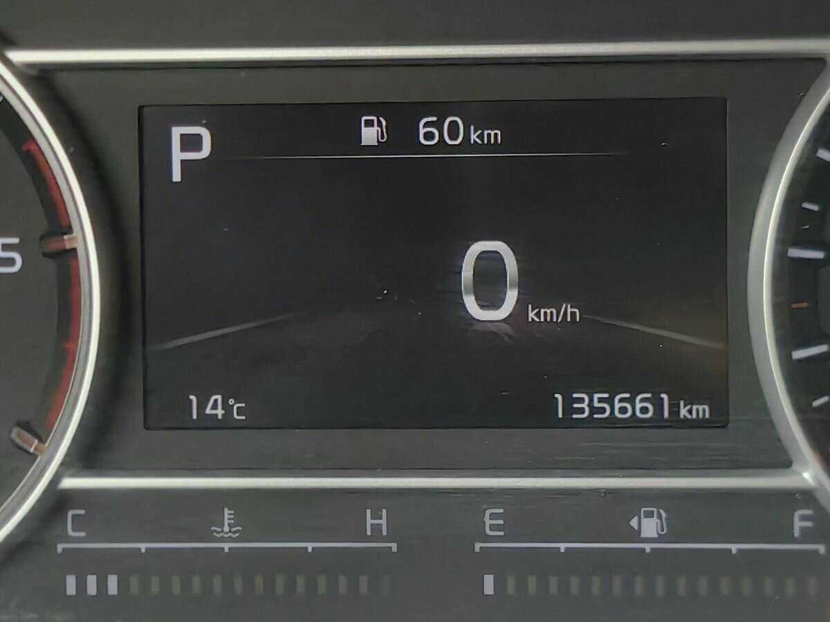 Купить Kia Sorento с пробегом. Фото: #16