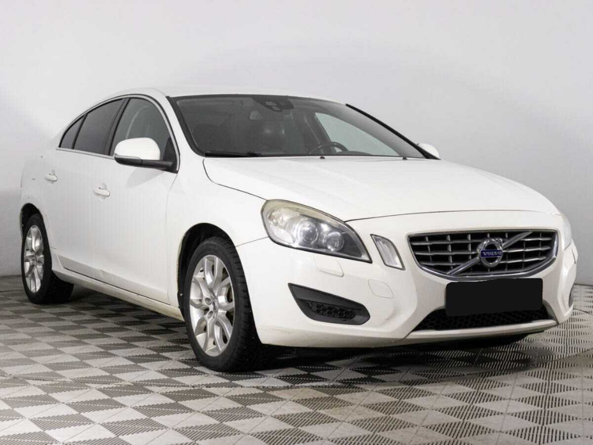 Купить Volvo S60 с пробегом. Фото: #2