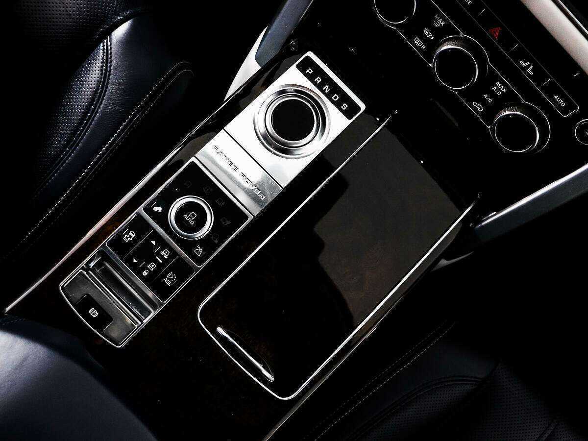 Купить Land Rover Range Rover с пробегом. Фото: #10