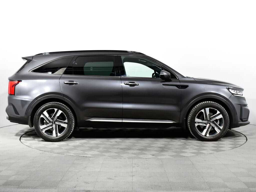 Купить Kia Sorento с пробегом. Фото: #3