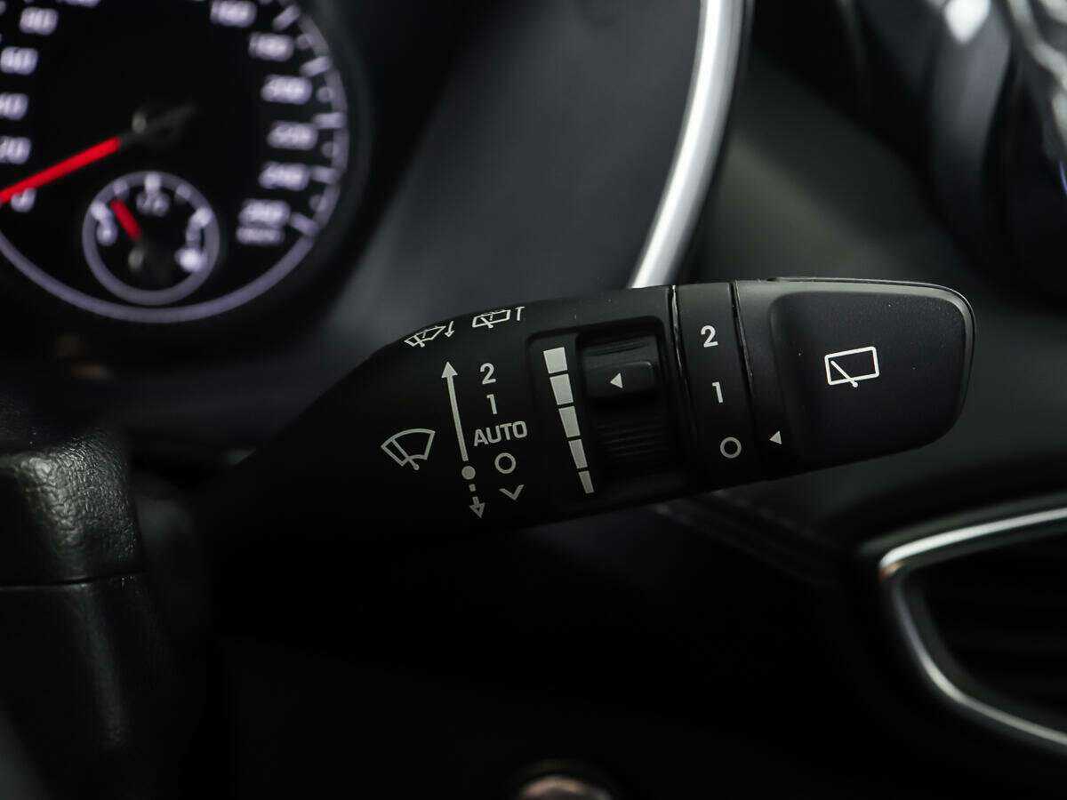 Купить Hyundai Santa Fe с пробегом. Фото: #18