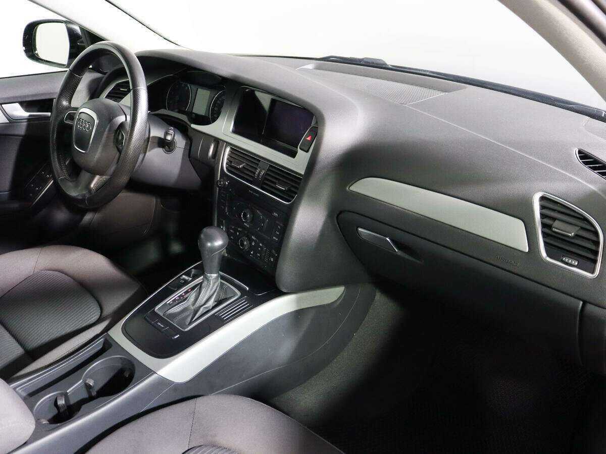 Купить Audi A4 с пробегом. Фото: #6