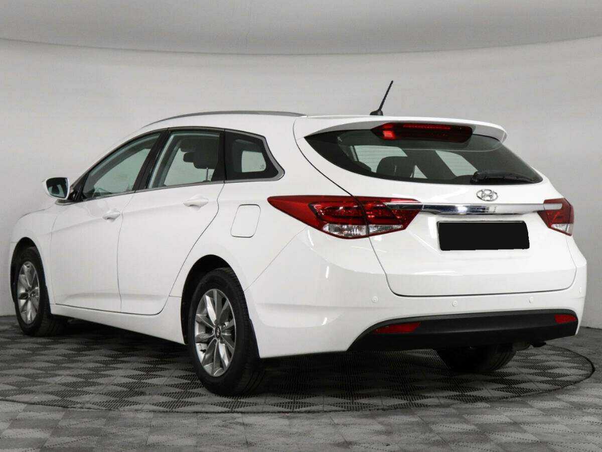 Купить Hyundai i40 с пробегом. Фото: #5