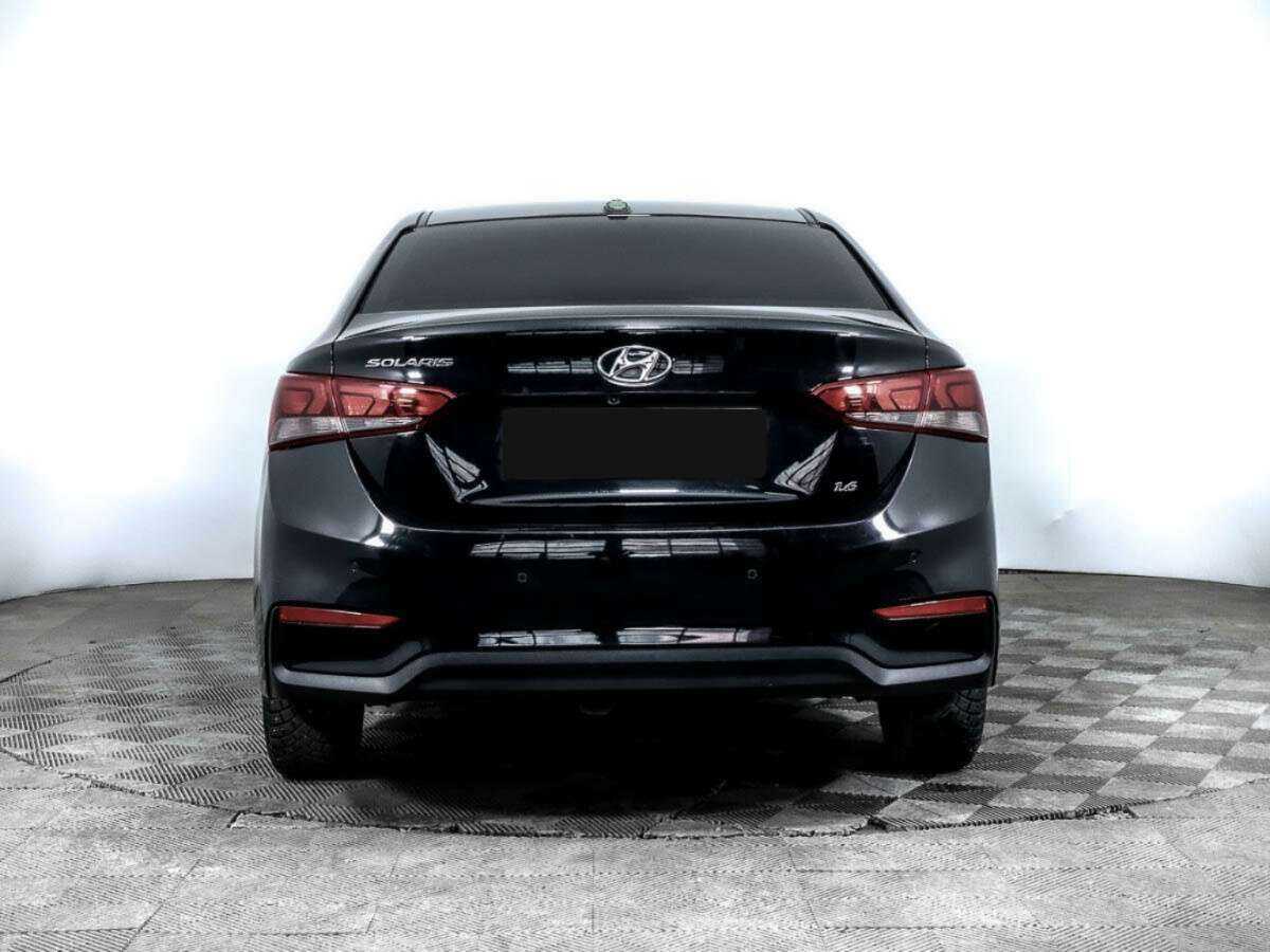 Купить Hyundai Solaris с пробегом. Фото: #4