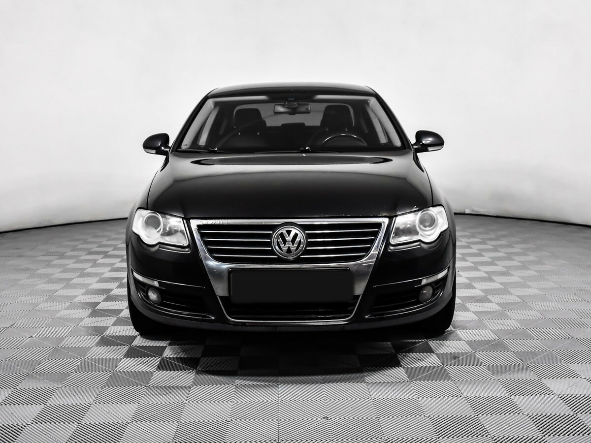 Купить Volkswagen Passat с пробегом. Фото: #1