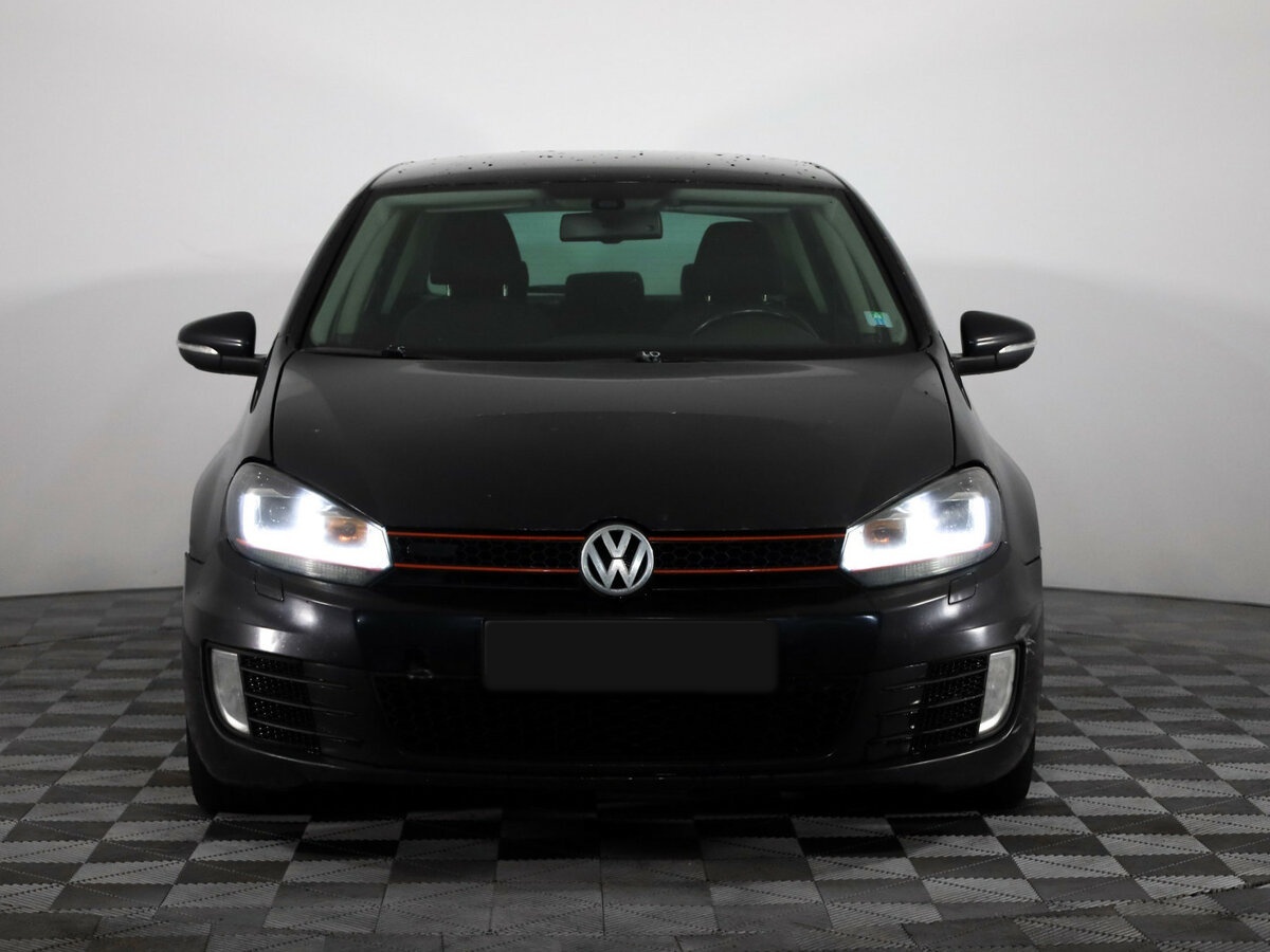 Купить Volkswagen Golf с пробегом. Фото: #4