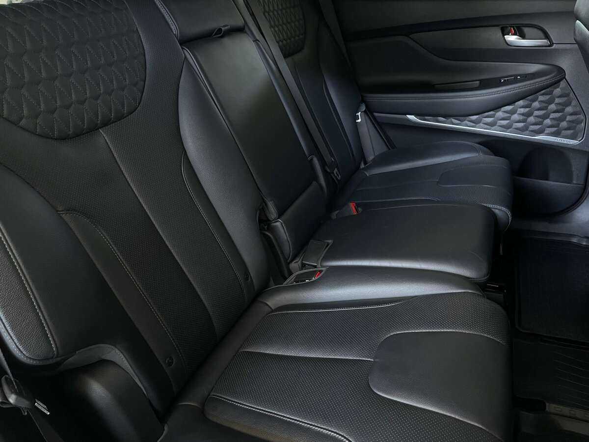 Купить Hyundai Santa Fe с пробегом. Фото: #18