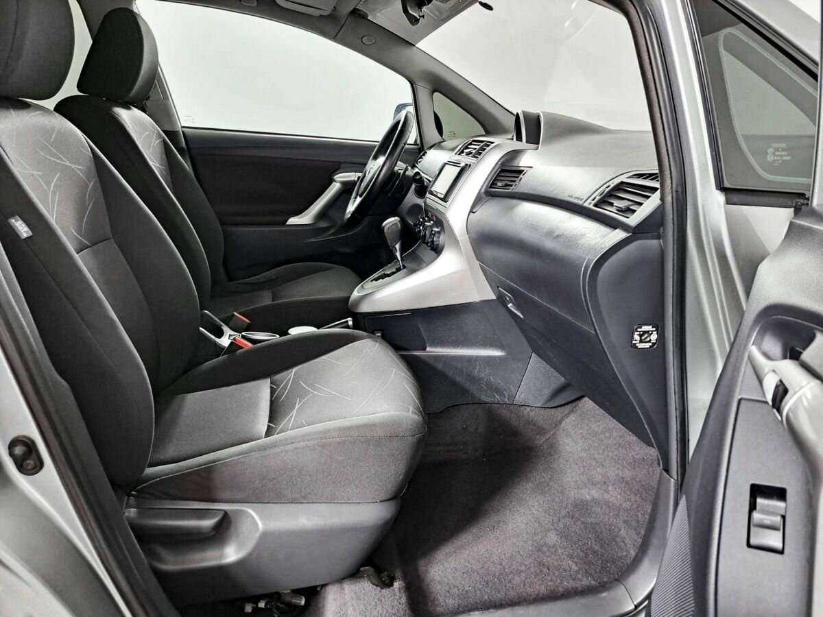 Купить Toyota Verso с пробегом. Фото: #8