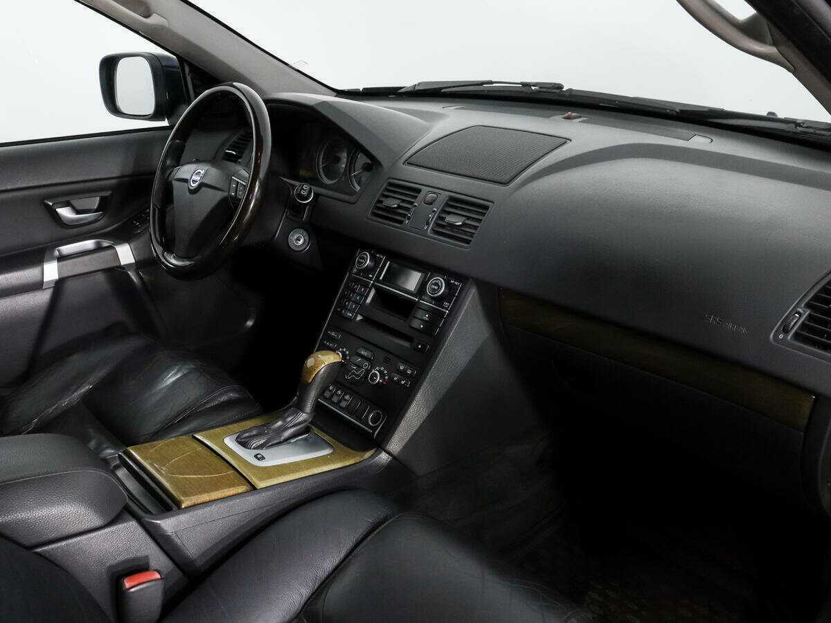 Купить Volvo XC90 с пробегом. Фото: #10