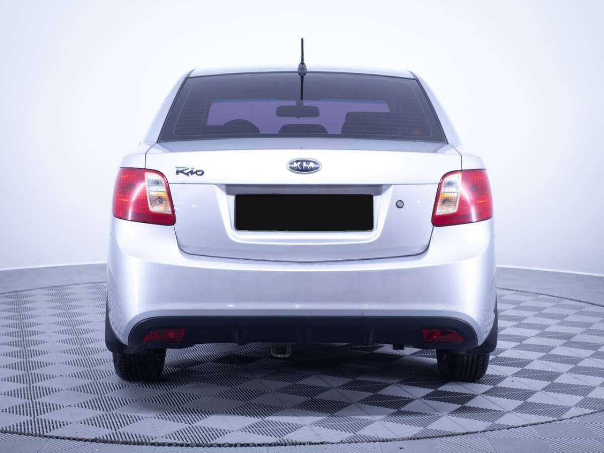 Купить Kia Rio с пробегом. Фото: #5