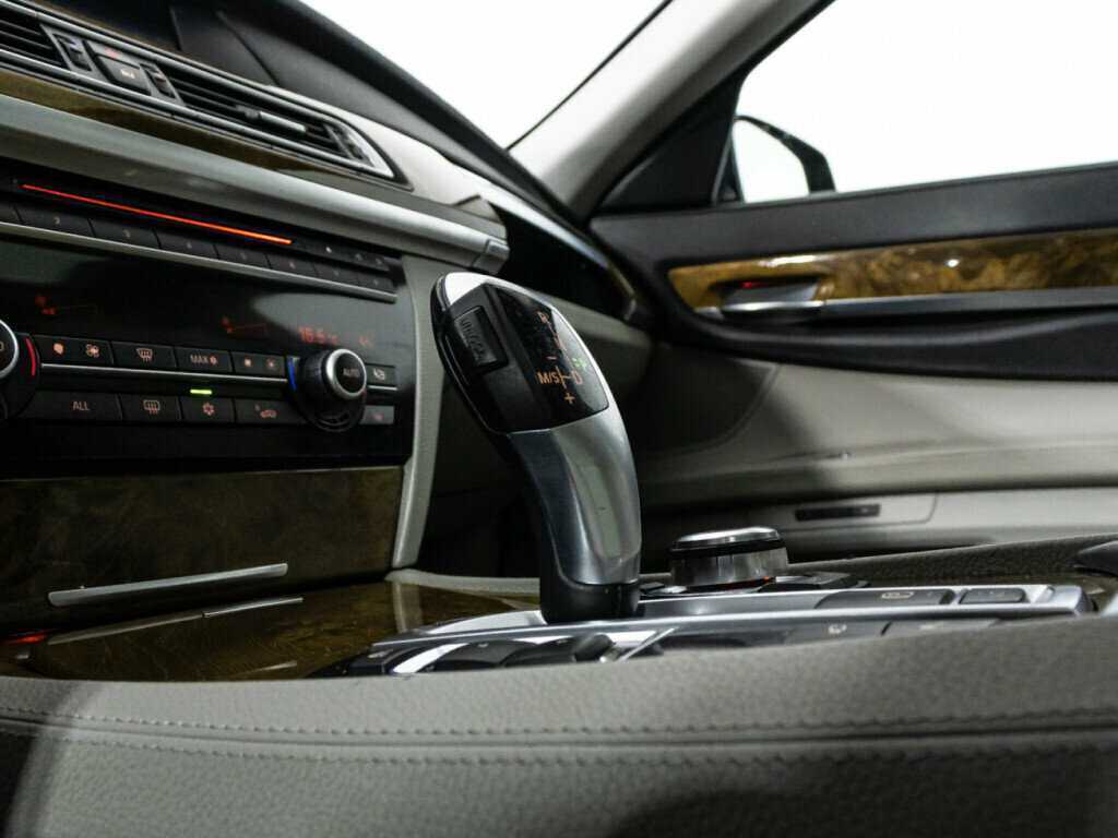 Купить BMW 7 серии с пробегом. Фото: #17