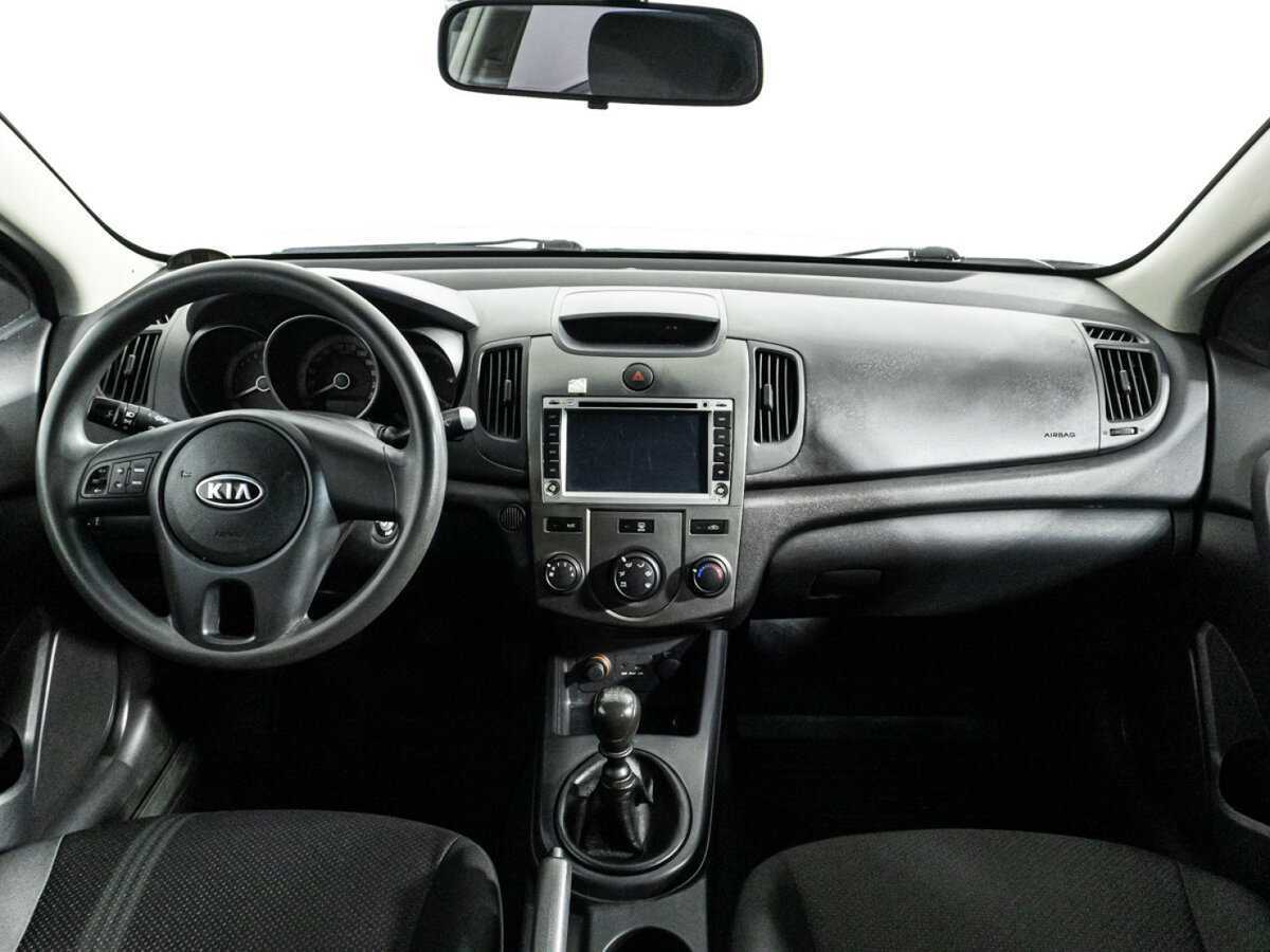 Купить Kia Cerato с пробегом. Фото: #12