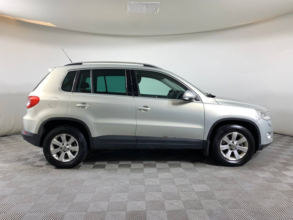 Купить Volkswagen Tiguan с пробегом. Фото: #3