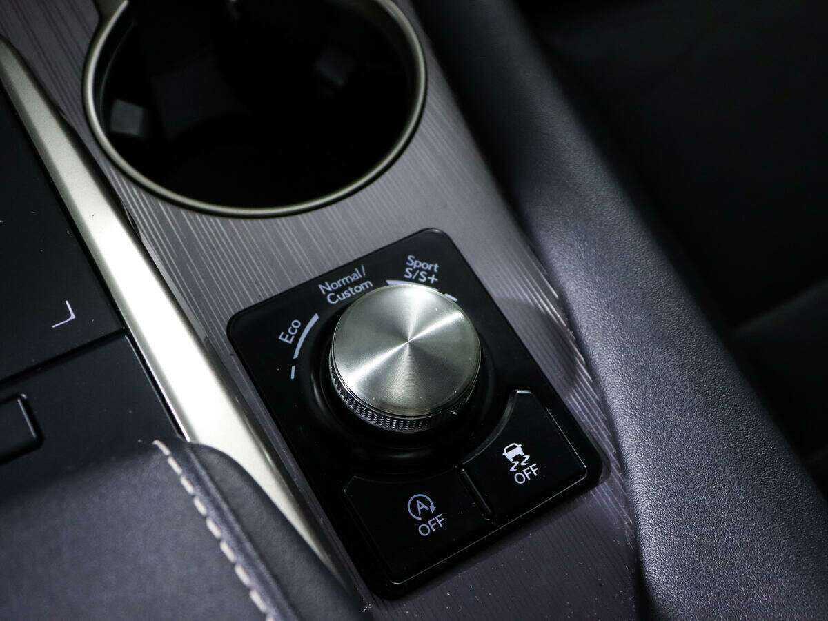 Купить Lexus RX с пробегом. Фото: #17