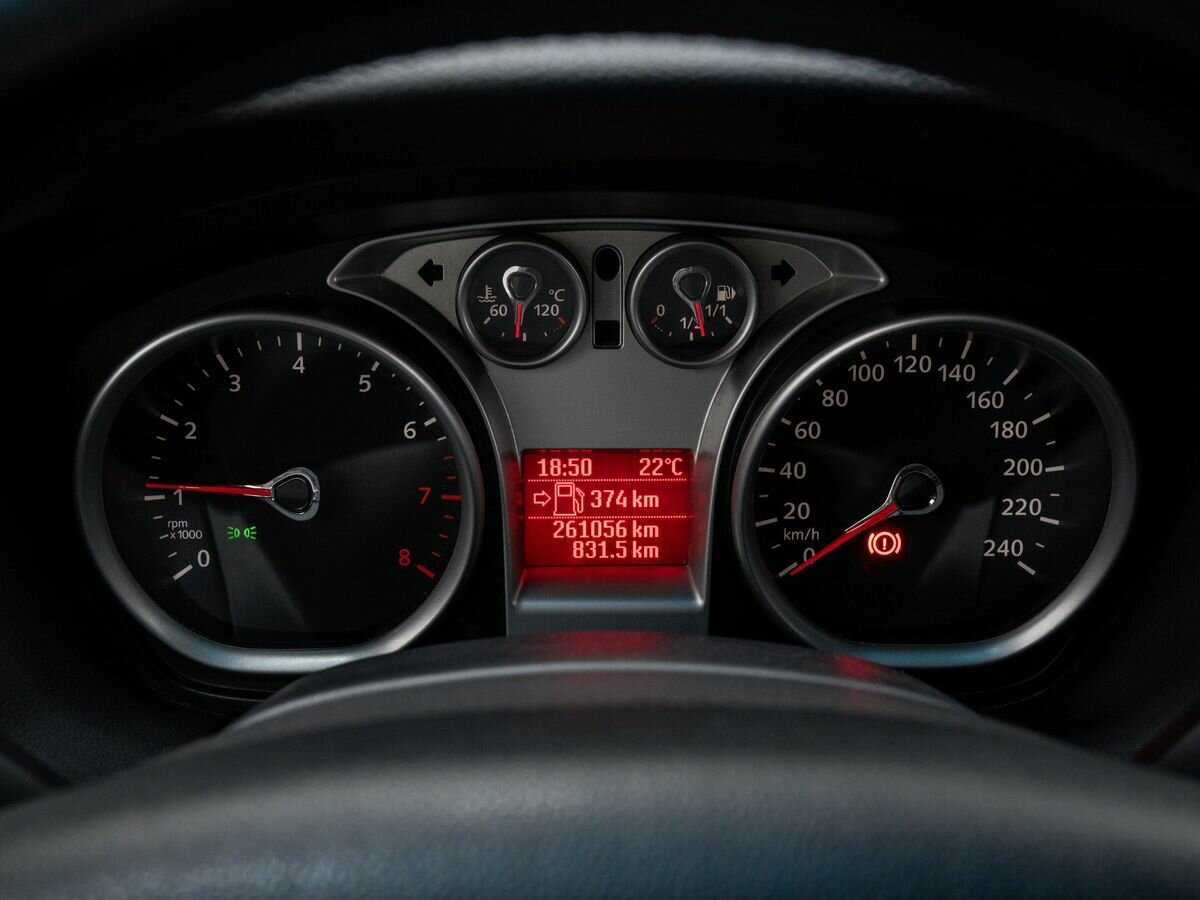 Купить Ford Focus с пробегом. Фото: #20