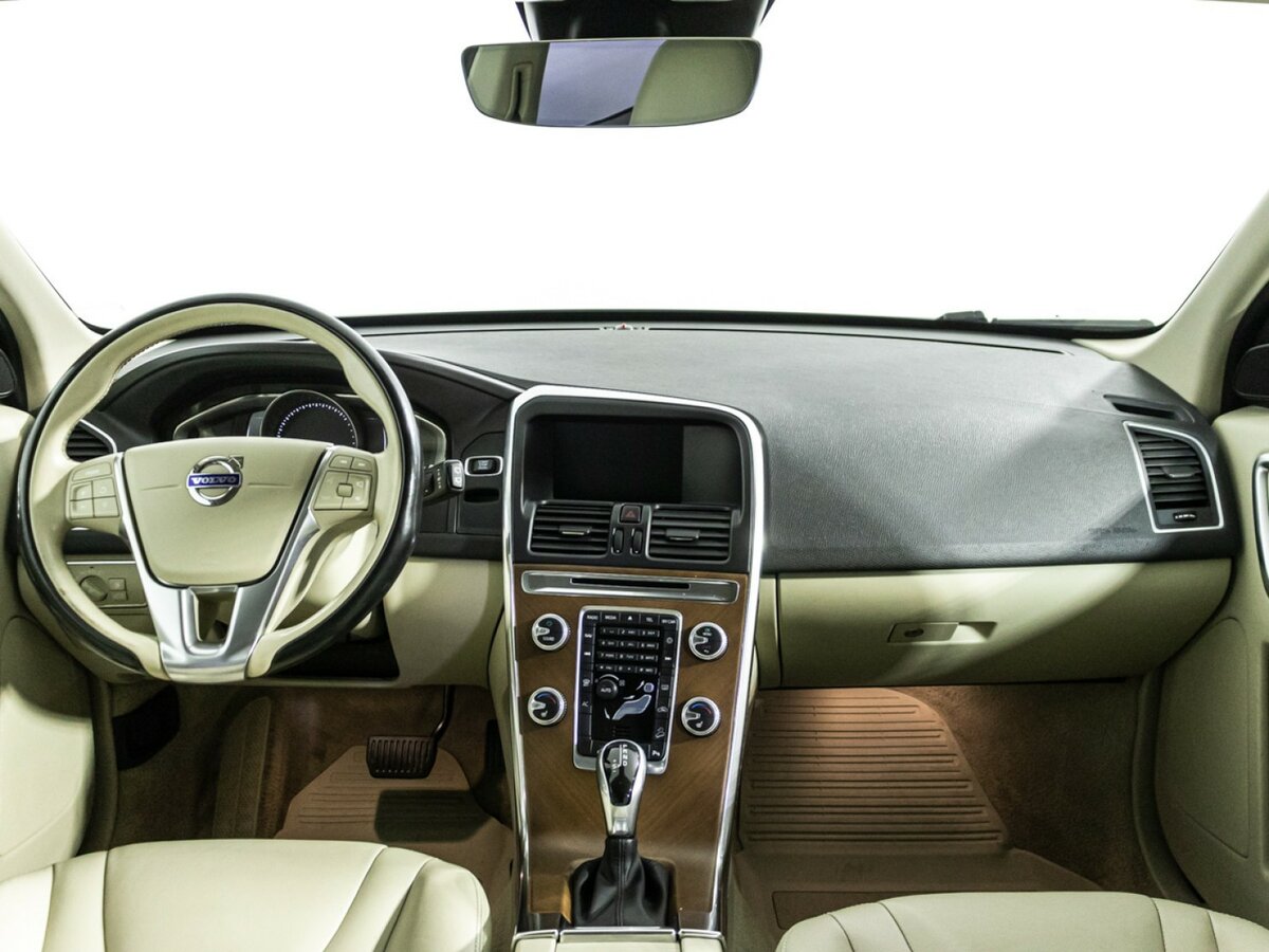 Купить Volvo XC60 с пробегом. Фото: #11