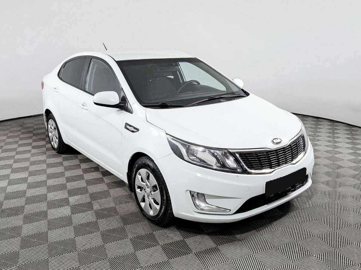 Купить Kia Rio с пробегом. Фото: #2