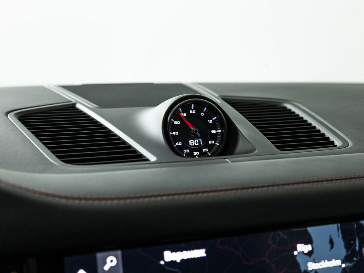 Купить Porsche Cayenne с пробегом. Фото: #22