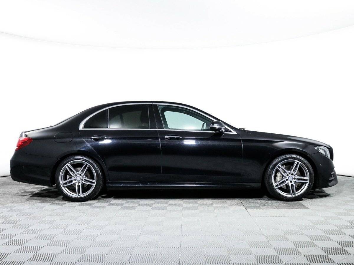 Купить Mercedes-Benz E-Класс с пробегом. Фото: #3