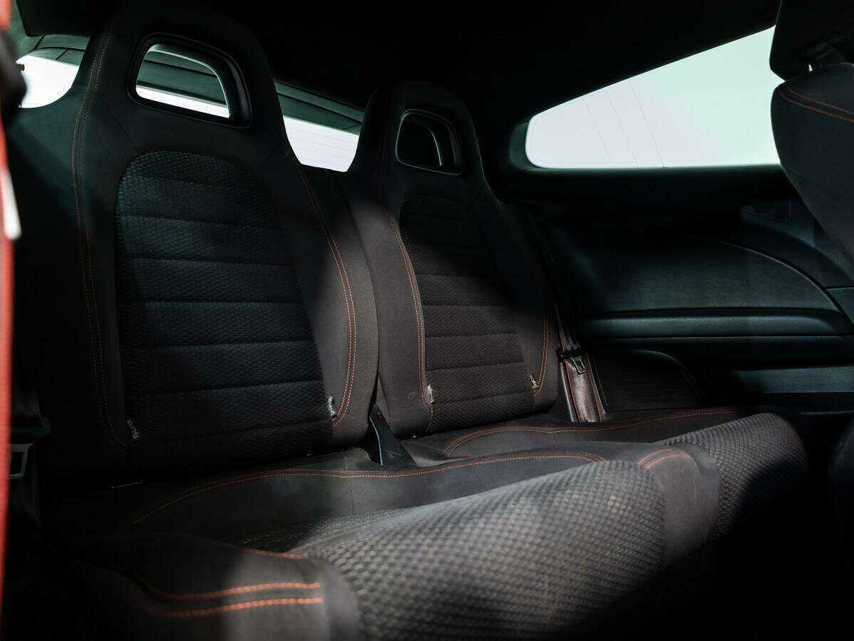 Купить Volkswagen Scirocco с пробегом. Фото: #10