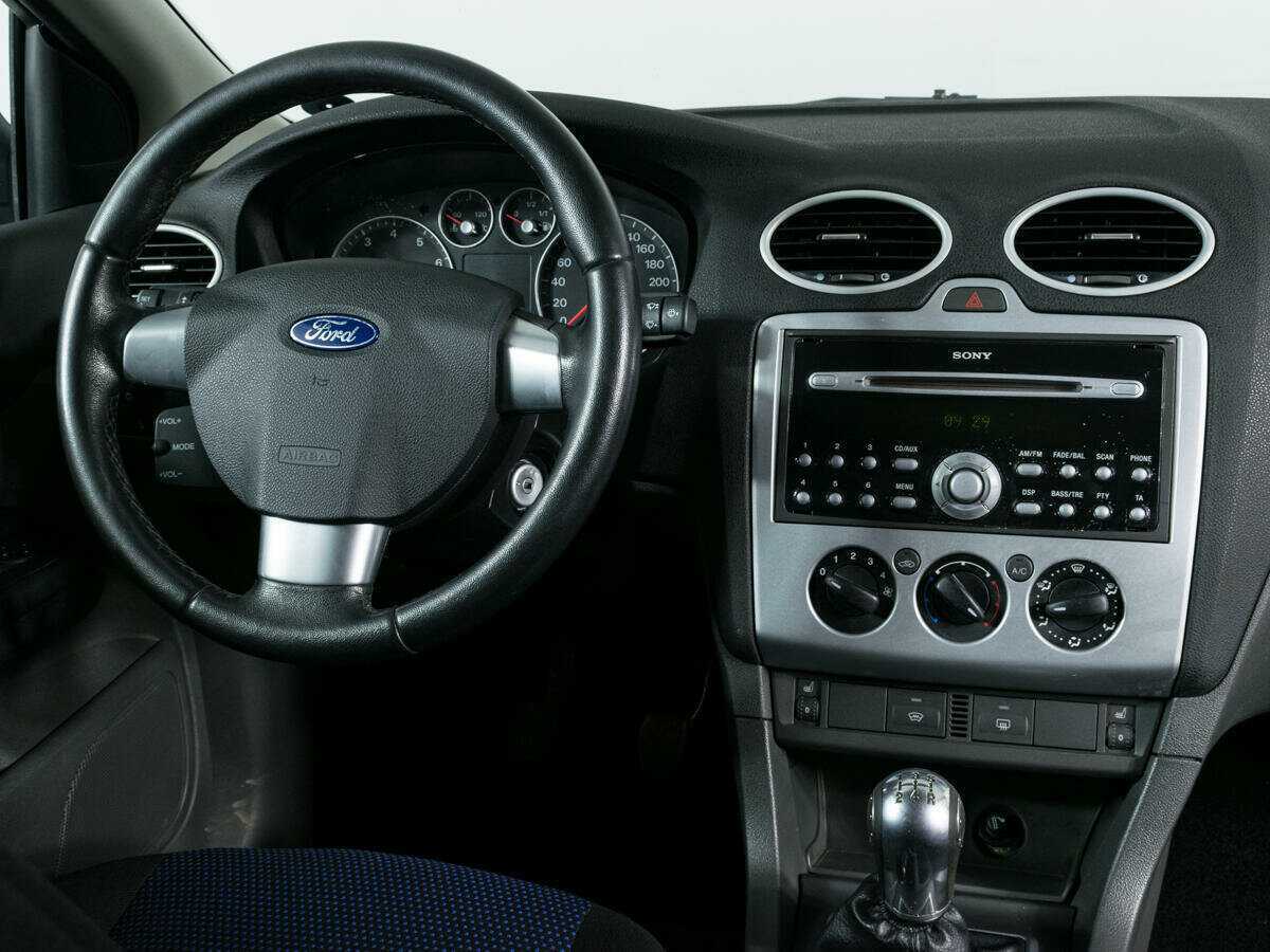 Купить Ford Focus с пробегом. Фото: #10