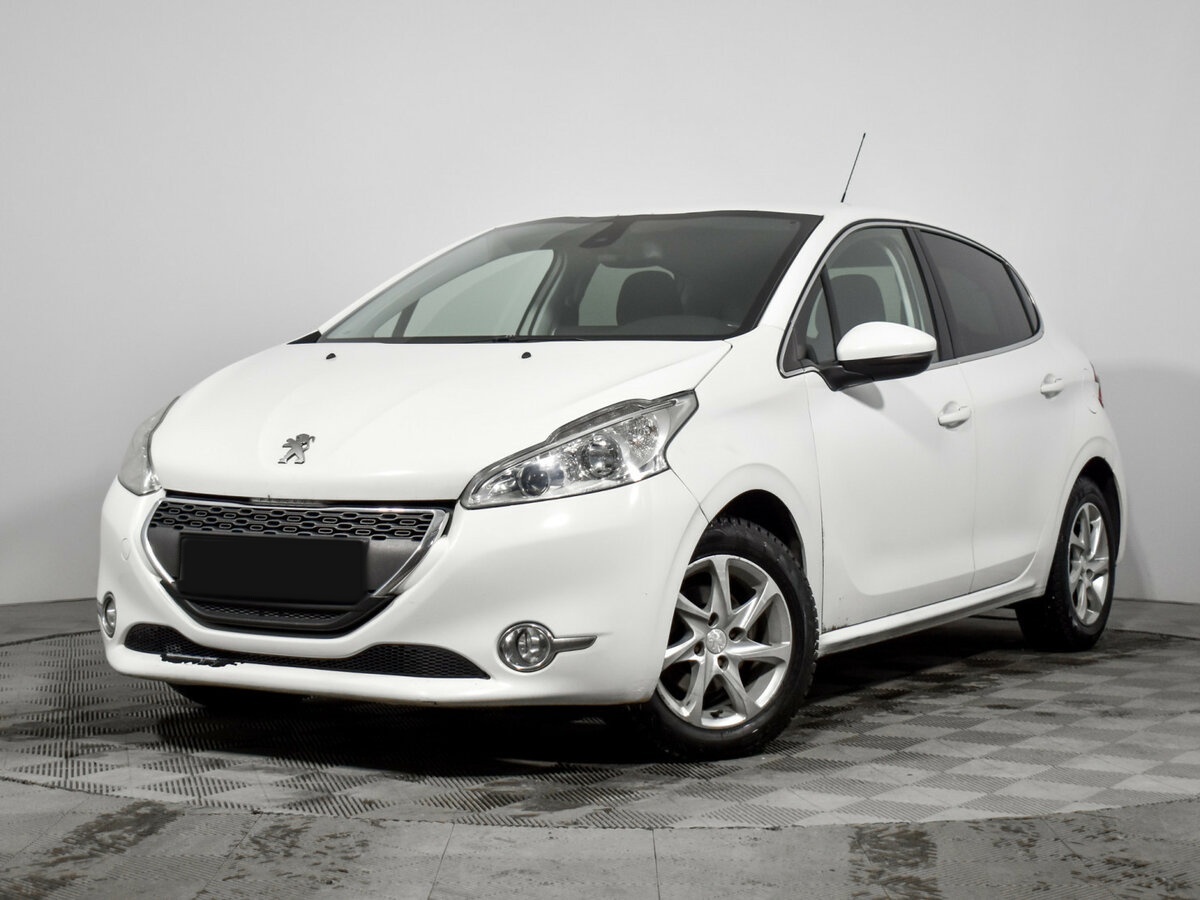 Купить Peugeot 208 с пробегом. Фото: #0