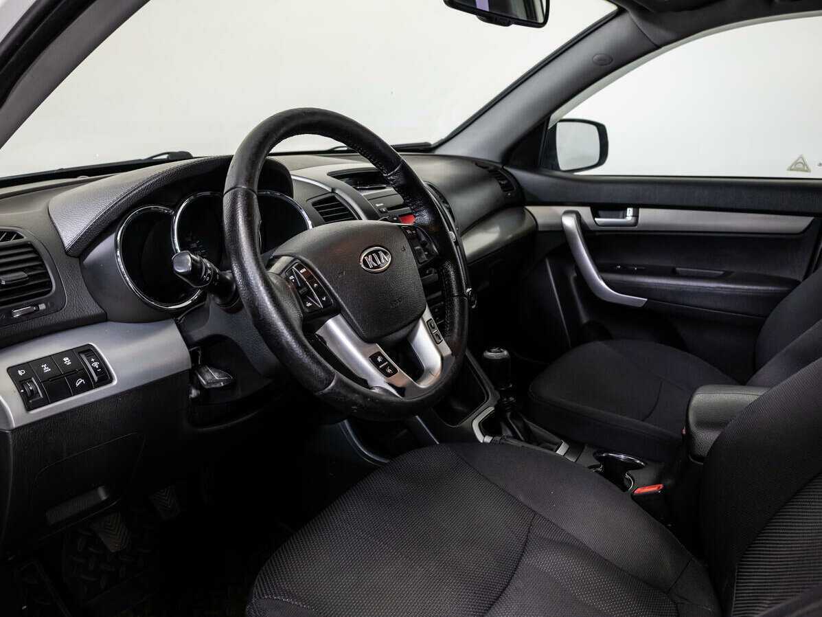 Купить Kia Sorento с пробегом. Фото: #8