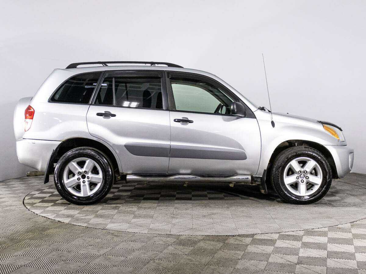 Купить Toyota RAV4 с пробегом. Фото: #3