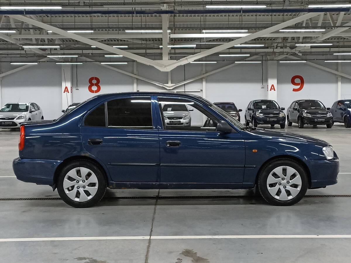 Купить Hyundai Accent с пробегом. Фото: #3