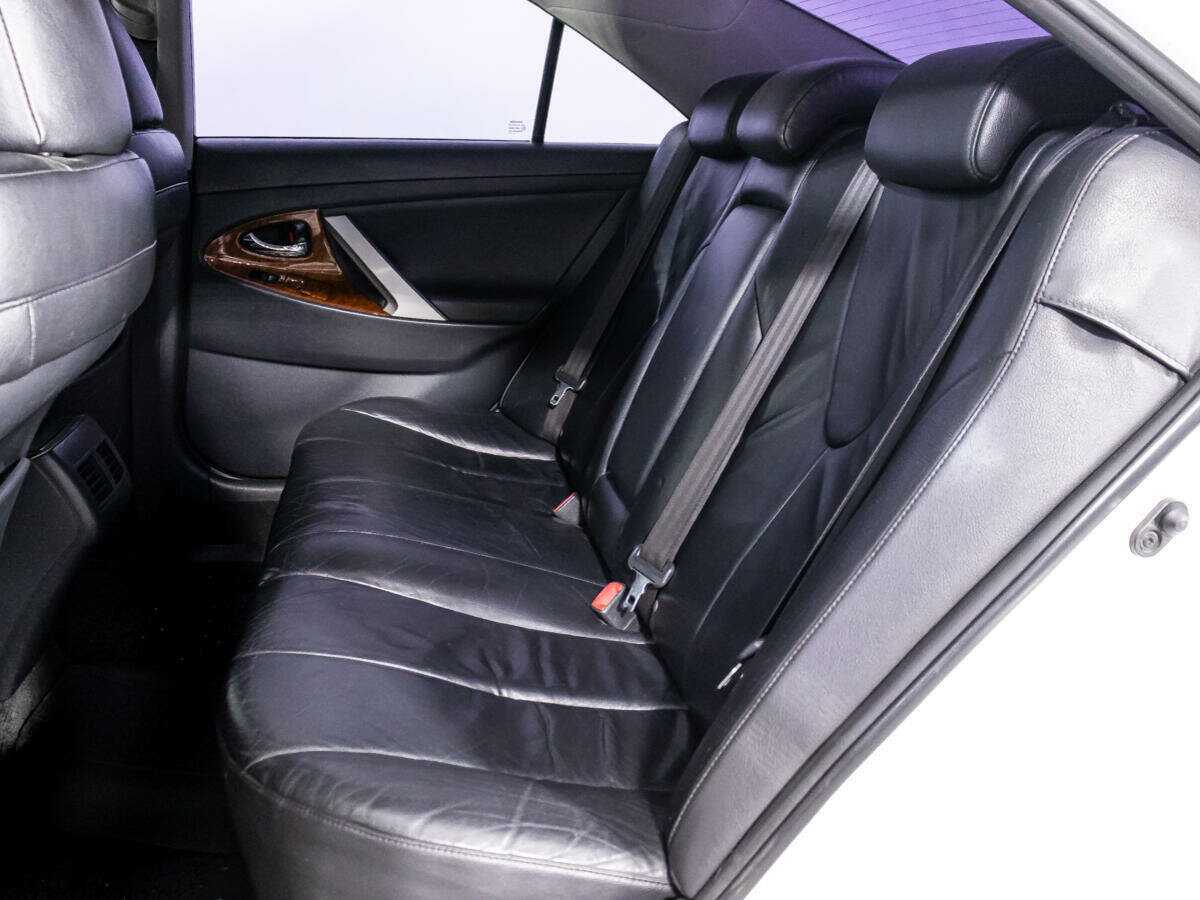 Купить Toyota Camry с пробегом. Фото: #9